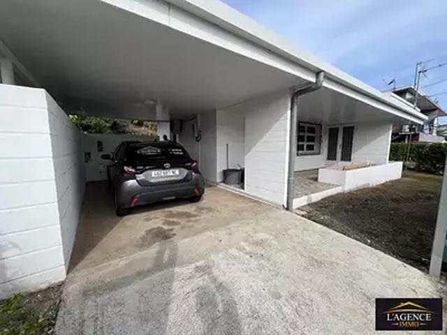 Nouméa 98800 Achat / Vente divers 4 pièces