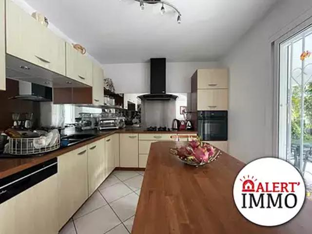 Nouméa 98800 Achat / Vente maison 4 pièces t4 terrasse parking