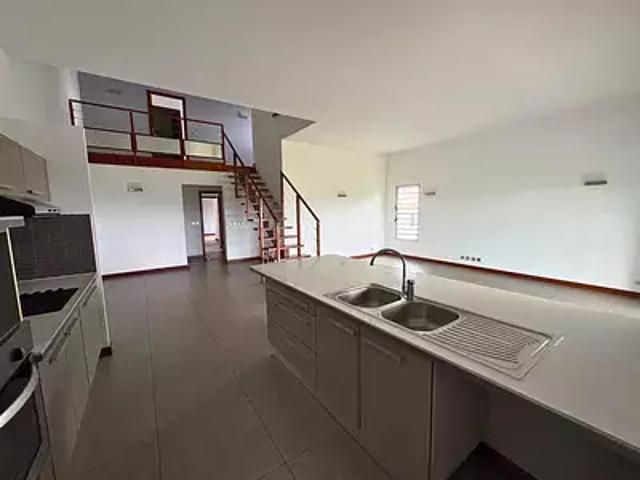 Nouméa 98800 Location appartement 5 pièces t5 terrasse
