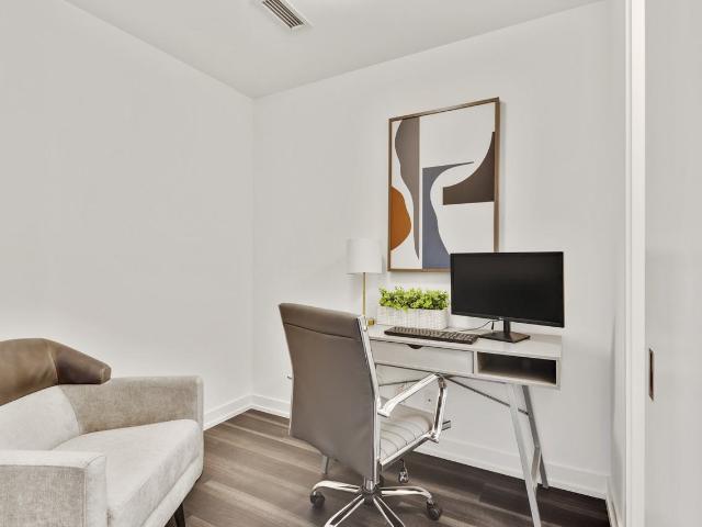 Novus 1 Bedroom Apartment for Rent at 25 Ordnance St, Toronto, ON M6K 0E9 Liberty Village