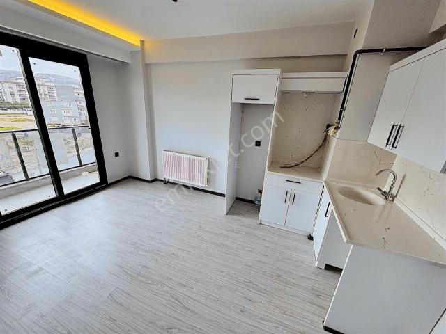 Novuss Gayrimenkul/buca Metro Karşısı Site İçi Arakat 1+1
