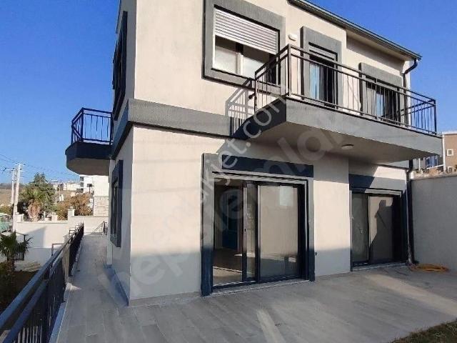 Nova Grup'tan Lüks Ve Geniş Kullanıma Sahip Müstakil Villa