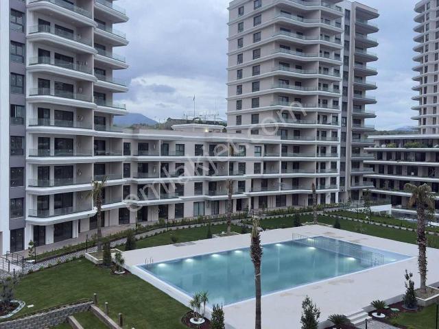 Nova'dan Mirnas Bahçeşehir'de Kiralık 2+1 Arakat Daire