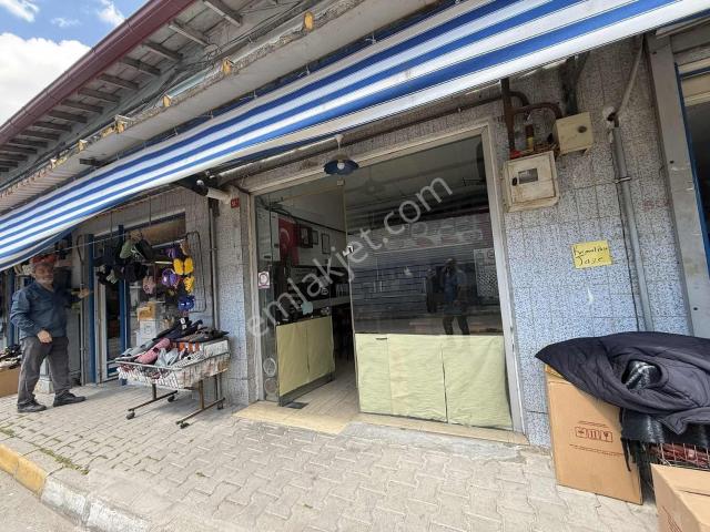 Nova'dan Eski Salı Pazarı Karşısı Devren Kiralık Dükkan