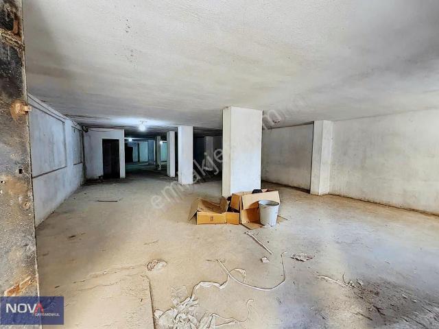 Nova'dan Subaşı Mahallesi'nde Kiralık 250 Metrekare Tek Kat Depo
