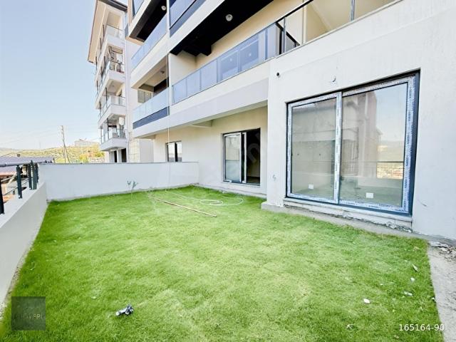 NOVARİ'DEN SATILIK ÇİFT BAHÇELİ, TERASLI 3+1 DAİRE