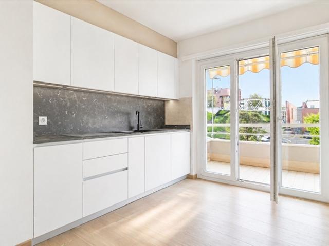 Novazzano 4,5 Zimmer renoviert mit Parkplätzen