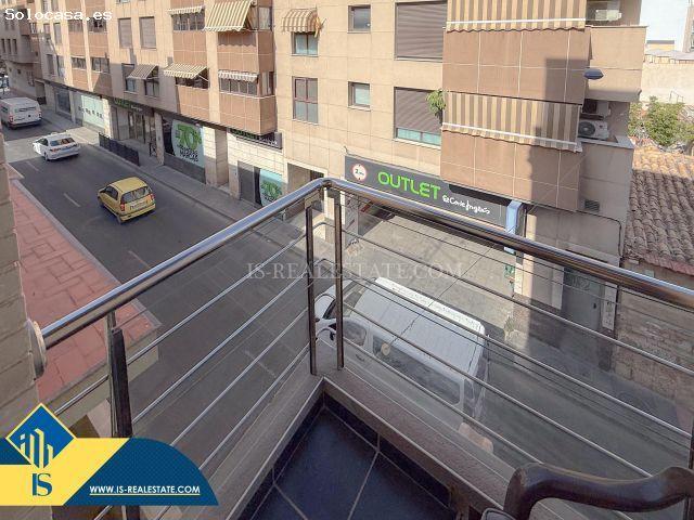 Novedad! Espetacular apartamento 2007 completamente exterior y diseñado con excelentes calidades