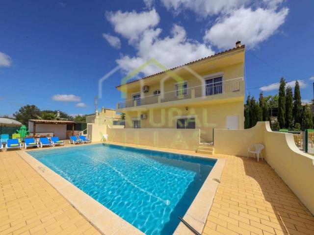 NOVEMBRO 2026: Moradia Isolada T5, Piscina e Vista Mar Panorâmica, Estoi