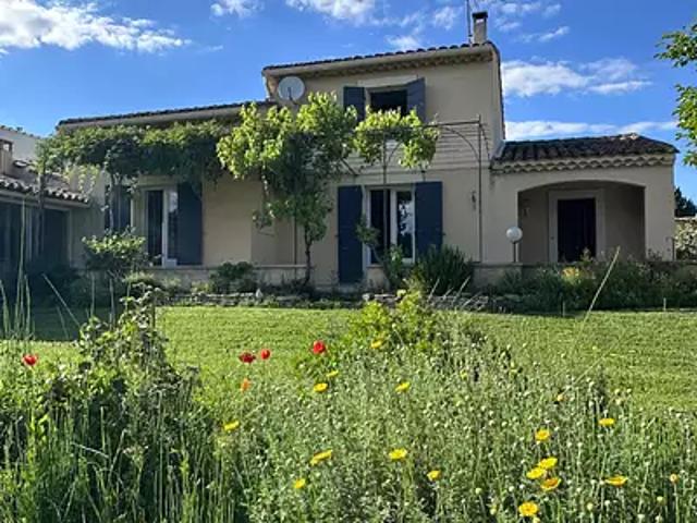 Noves 13550 Achat / Vente maison 6 pièces t6