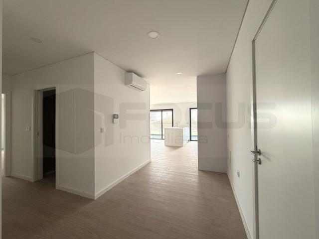 Novidade no mercado ! Apartamento T3 DUPLEX com TERRAÇO Aveiro / Esgueira