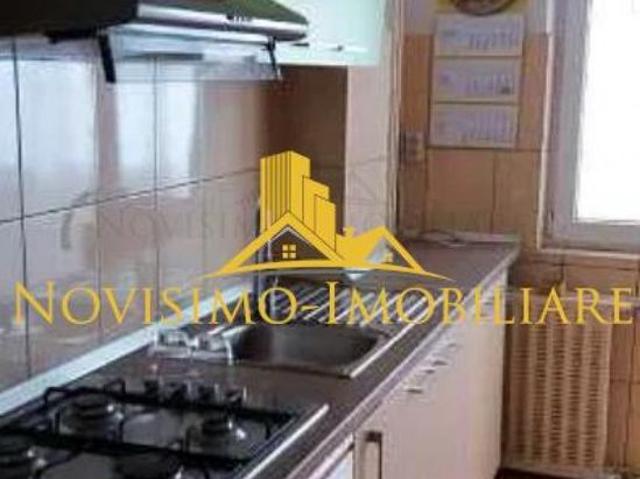 NOVISIMO IMOBILIARE: APARTAMENT CU DOUA CAM. ULTRACENTRAL de inchiriat