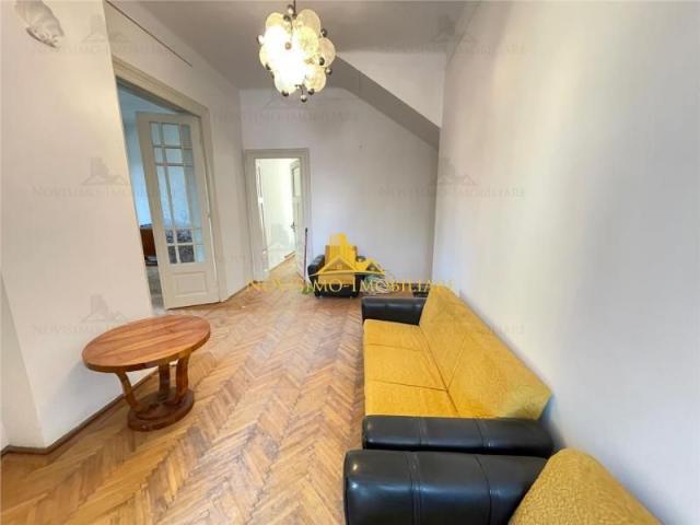 NOVISIMO IMOBILIARE: CASA DE INCHIRIAT, ULTRACENTRAL de inchiriat