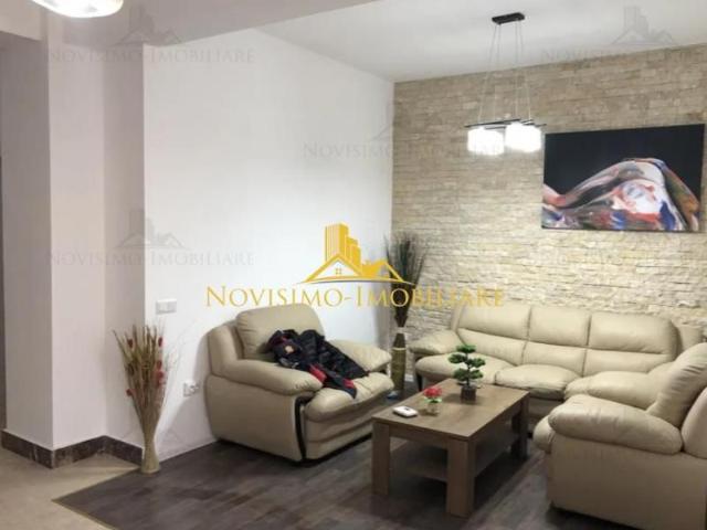 NOVISIMO IMOBILIARE: PENTHOUSE CU 3 CAMERE IN ZONA 9 MAI, P. de inchiriat