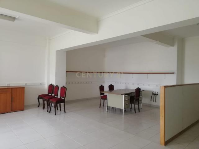 NOVO NO MERCADO EXCELENTE PARA HABITAÇÃO DE 112M2 JUNTO AO METRO REBOLEIRA COM POSSIBILIDADE DE SER TRANSFORMADO EM T3