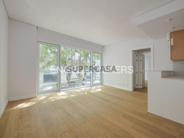 Novo Apartamento T1 em Picoas