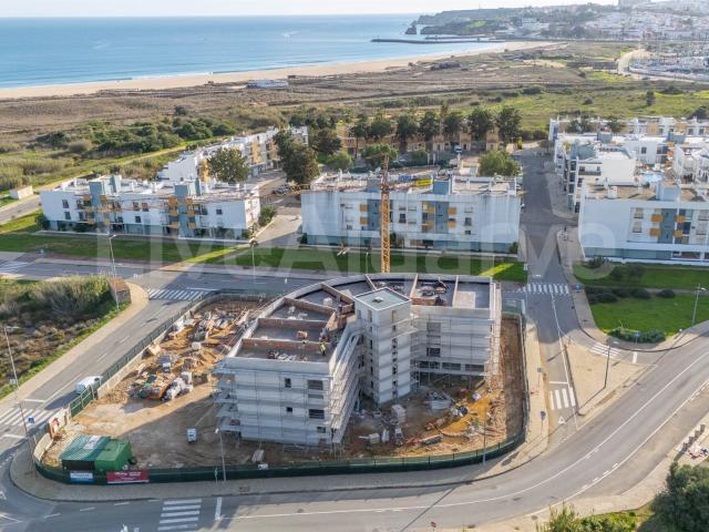 Novo Desenvolvimento | Apartamentos T2+1 Modernos e Elegante. 169m² Lagos