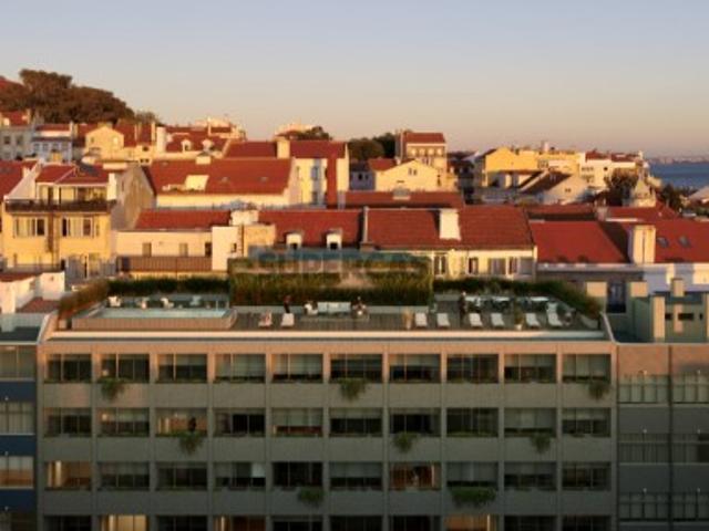 NOVO T1 COM ELEVADOR E GARAGEM NA ESTRELA