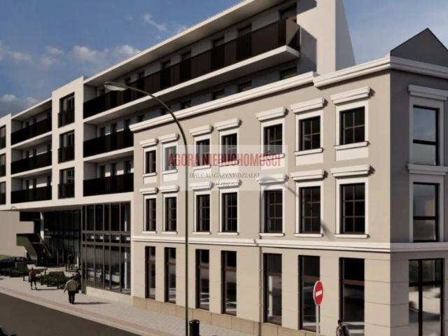 Nowy Sącz, 220 m² – Lokal usługowy z witrynami, 5 wejść