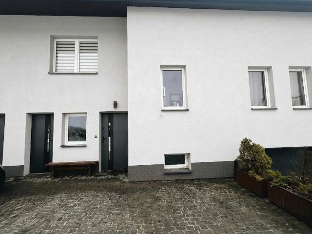 Nowy Sącz, 2 pokoje z ogrodem, parking, blisko centrum