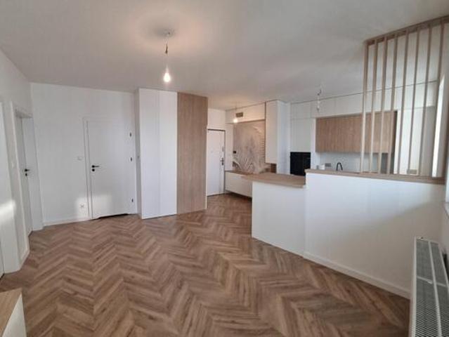 Nowe nowoczesne, mieszkanie z balkonem, komórka lokt