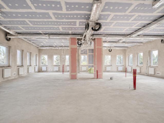 Nowe biuro 208 m² do aranżacji – pierwszy najem