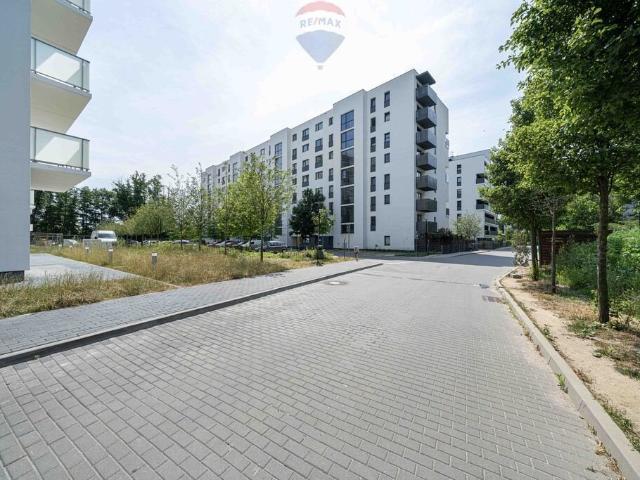 Nowe 2 pokoje z balkonem i miejscami postojowymi polecam