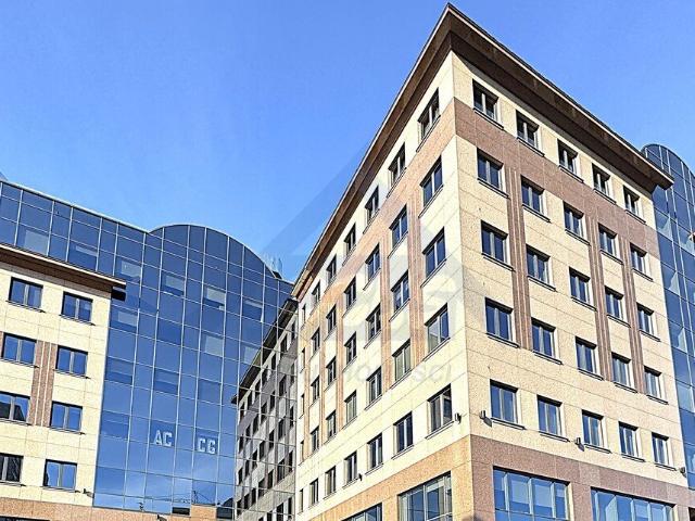 Nowoczesny moduł biurowy 159 m² w prestiżowym centrum Warszawy
