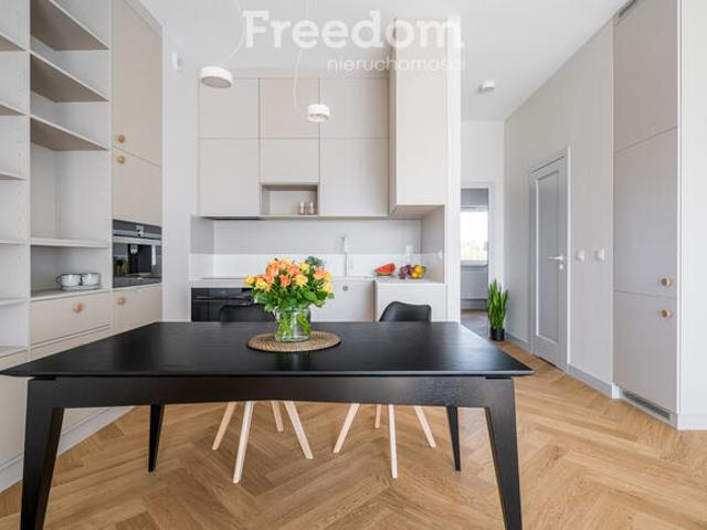 Nowoczesny apartament, 3 pok klimatyzacja, garaż