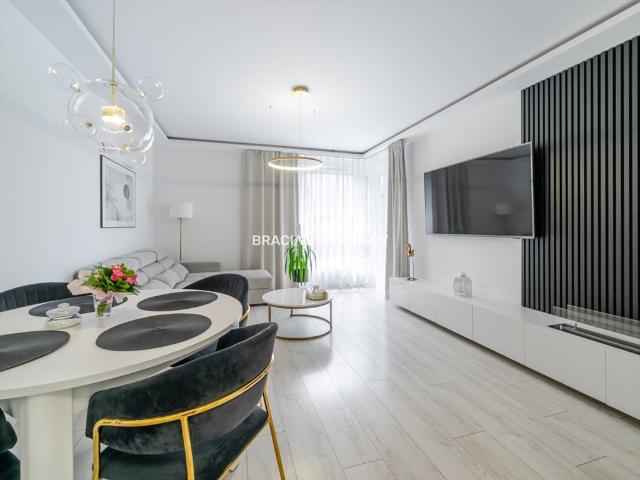 Nowoczesny apartament 2 pok. z balkonem i miejscem zapraszam