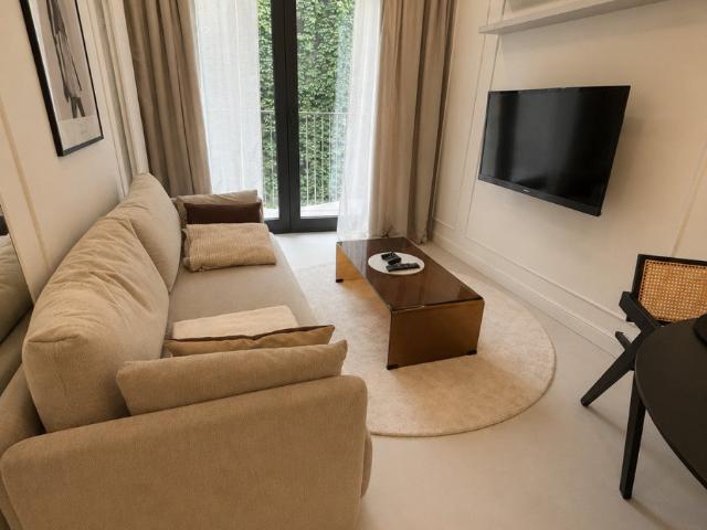 Nowoczesny apartament 42 m² z balkonem, wellness i klimatyzacją