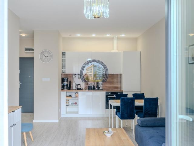 Nowoczesny apartament 48,75 m² z basenem i garażem