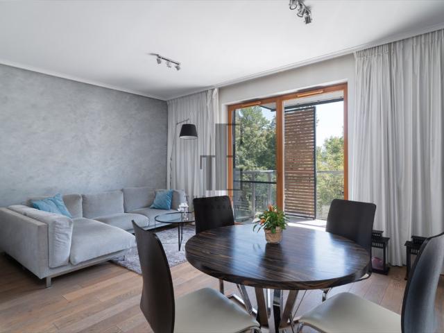 Nowoczesny apartament 70 m2 z tarasem i garażem w centrum Warszawy