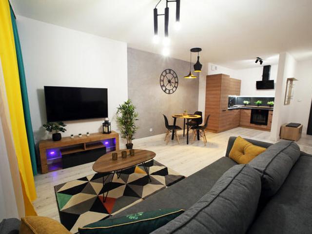 Nowoczesny Apartament, mieszkanie przy Parku, garaż, komórka