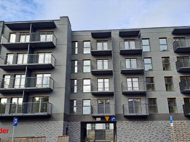 Nowoczesny apartament z tarasem i parkingiem w centrum