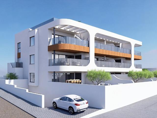 Nowoczesny apartament z basenem na dachu w Benijófar