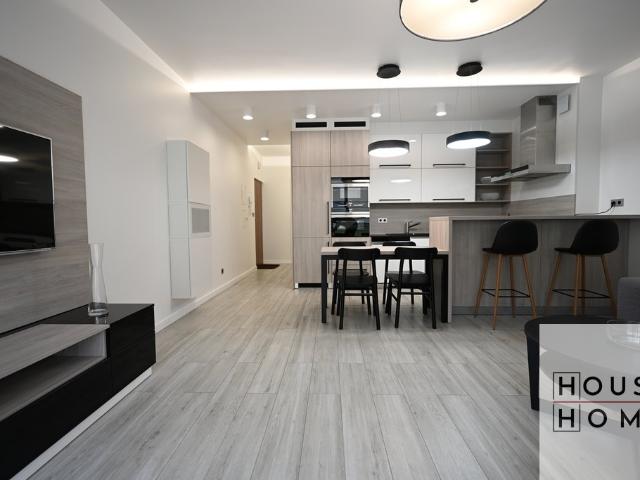 Nowoczesny apartament z dużym tarasem i pełnym wyposażeniem