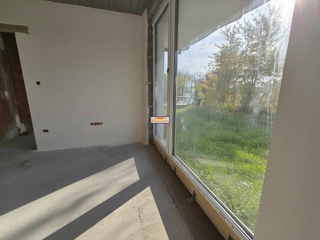 Nowoczesny apartament z ogrodem na parterze w Krakowie