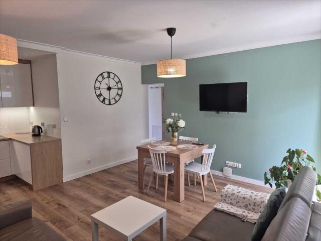 Nowoczesny apartament z ogródkiem, klimatyzacja, 55 m2
