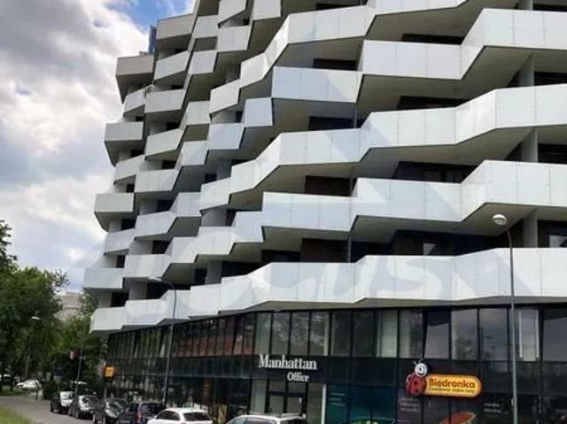 Nowoczesne biuro 150 m2 z klimatyzacją i parkingiem