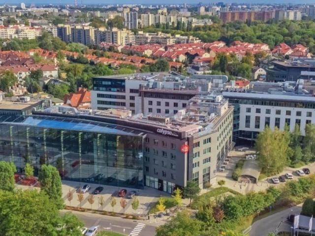 Nowoczesny biurowiec 753 m² z klimatyzacją i Wi Fi