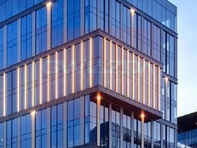 Nowoczesny biurowiec 878 m² w Śródmieściu certyfikat BREEAM