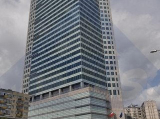 Nowoczesny biurowiec w centrum Warszawy, 521 m2, klimatyzacja