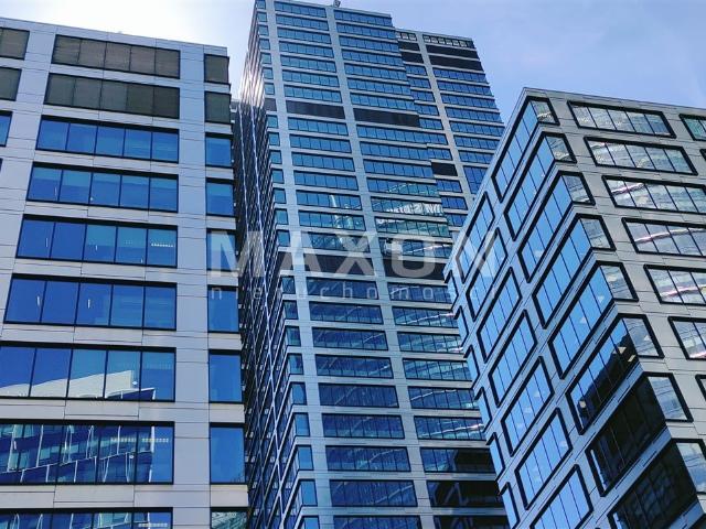 Nowoczesny biurowiec LEED Platinum, 857 m2, wysoki standard