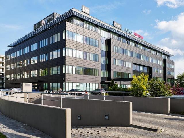 Nowoczesny biurowiec klasy A z parkingiem w centrum Mokotowa