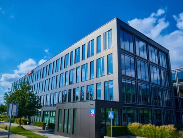 Nowoczesny biurowiec klasy A 410 m², parking, światłowód
