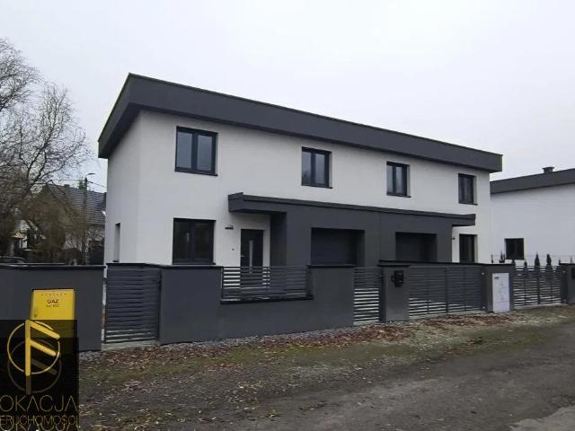 Nowoczesny bliźniak z garażem, 111 m2, ogródek