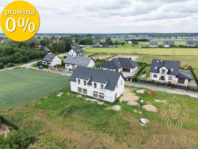 Nowoczesny bliźniak 129 m² z dużym ogrodem 422 m²