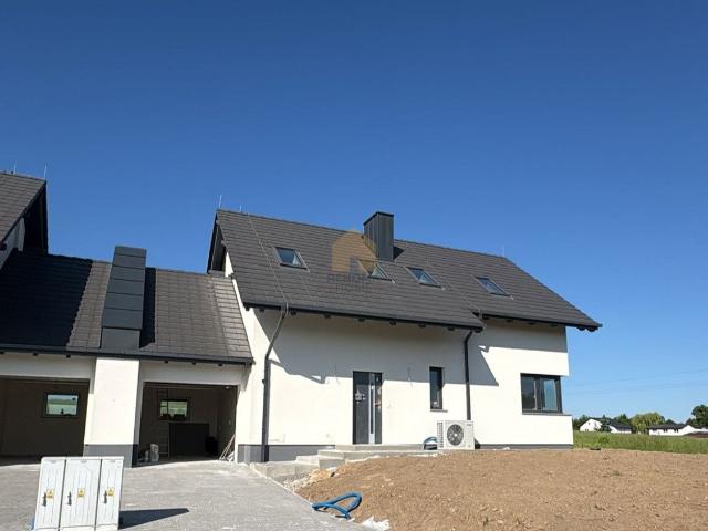 Nowoczesny bliźniak 158 m² z garażem i ogrzewaniem podłogowym
