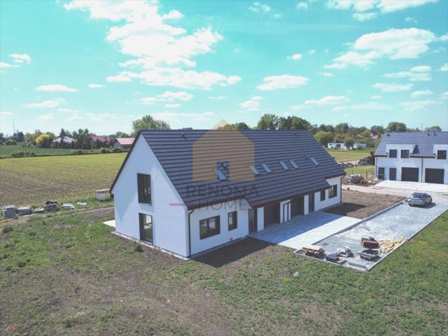 Nowoczesny bliźniak 159 m² z dużym ogrodem i garażem